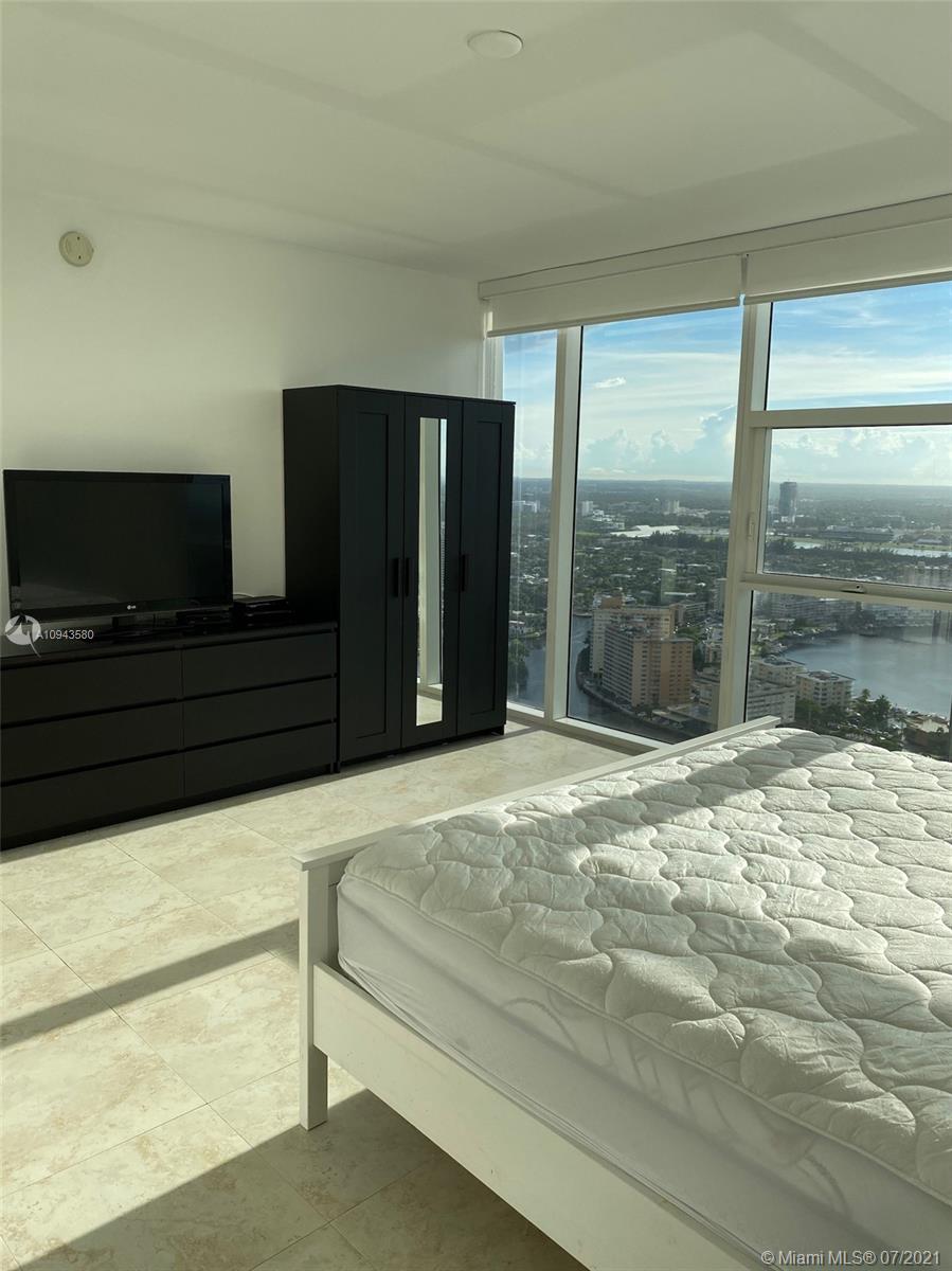 See details 4507 1 / 1 871 sq. ft. $ 2020-10-15 0 Photo