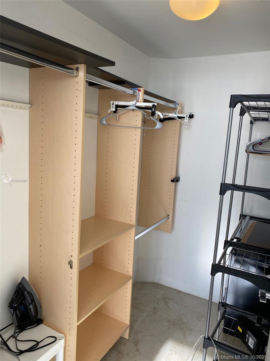 See details 4507 1 / 1 871 sq. ft. $ 2020-10-15 0 Photo