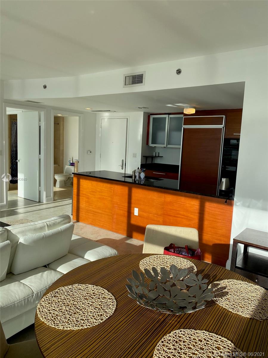 See details 4507 1 / 1 871 sq. ft. $ 2020-10-15 0 Photo
