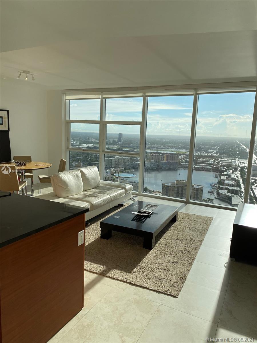 See details 4507 1 / 1 871 sq. ft. $ 2020-10-15 0 Photo