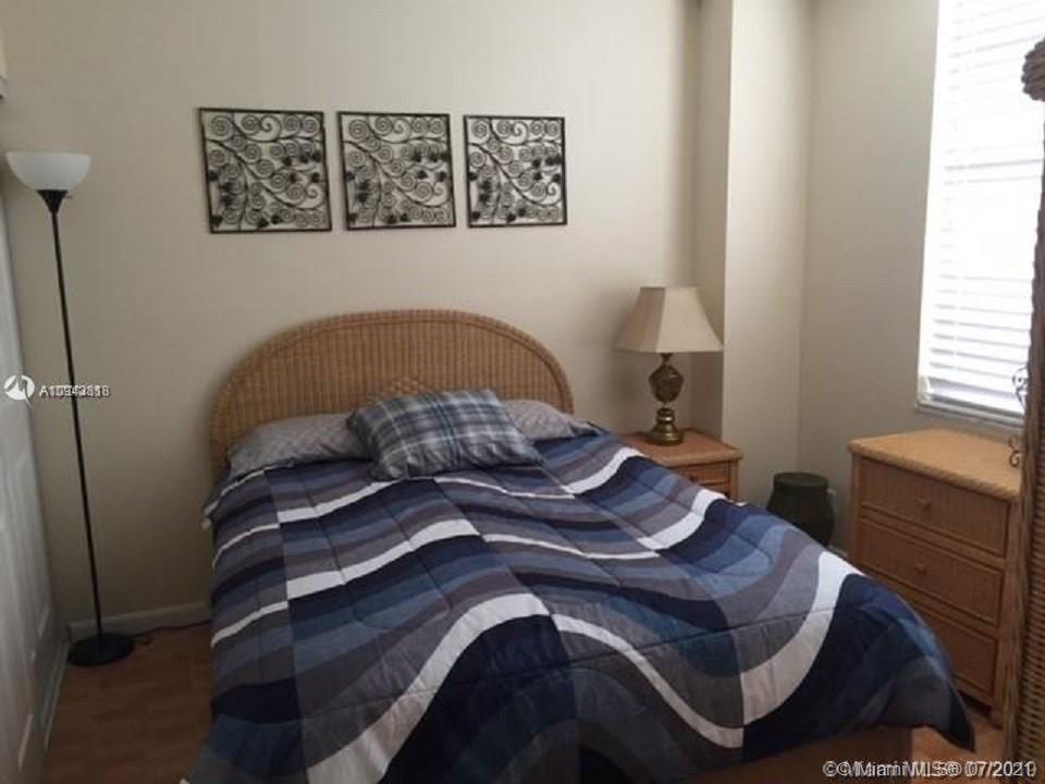 Photo of 3725 Ocean Dr #917, Hollywood, Florida, 33019 -