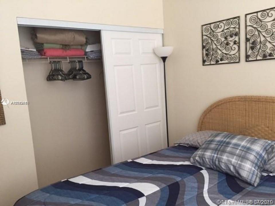 Photo of 3725 Ocean Dr #917, Hollywood, Florida, 33019 -