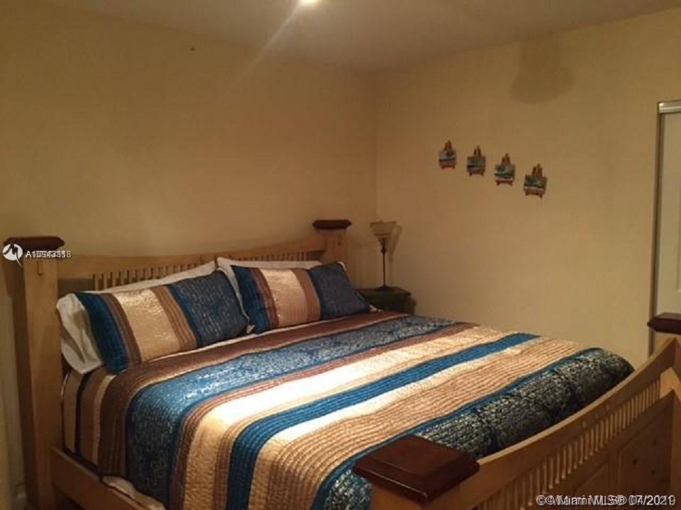 Photo of 3725 Ocean Dr #917, Hollywood, Florida, 33019 -