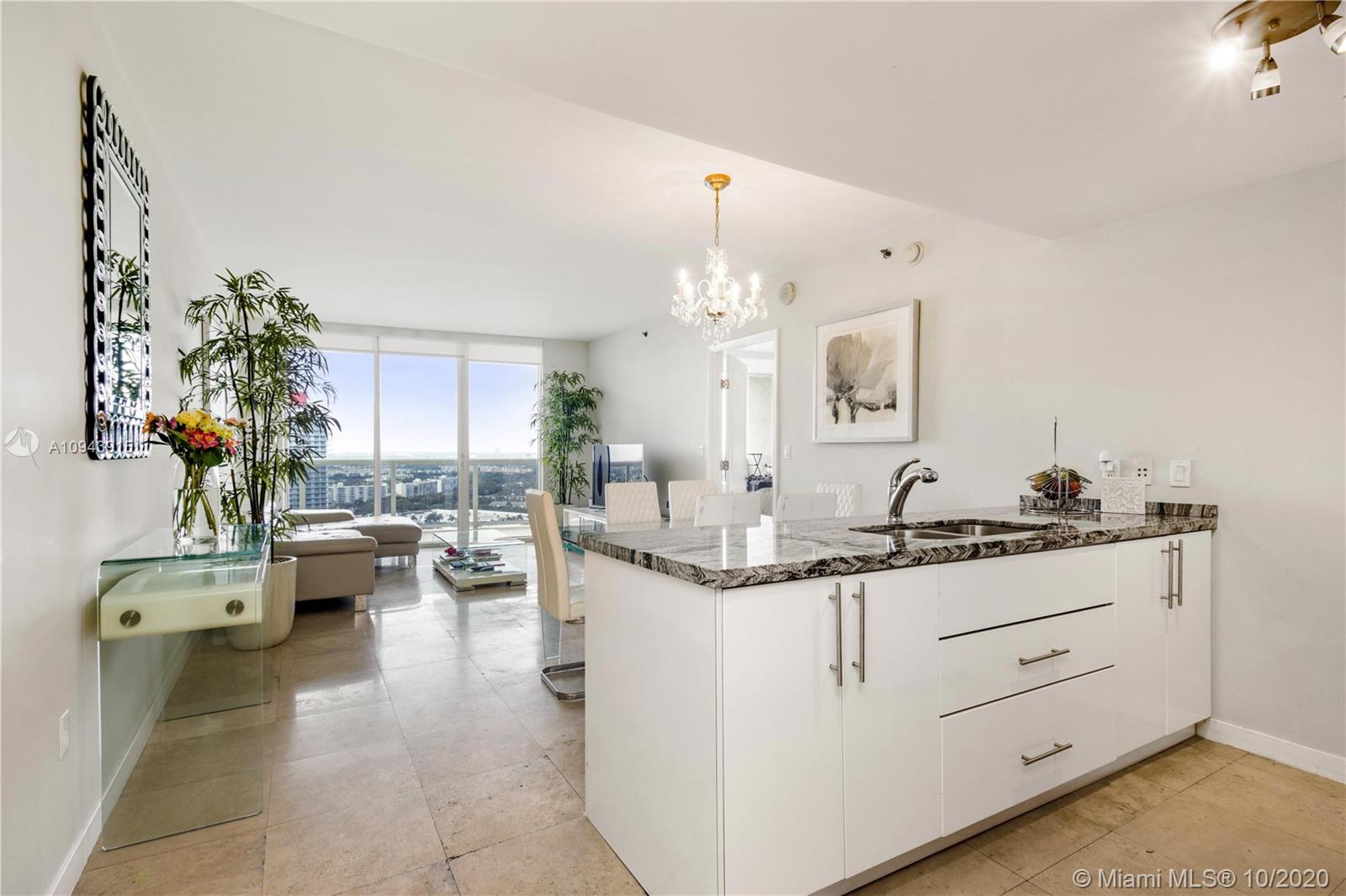 Ver detalles 2609 2 / 1 1086 sq. ft. $ 2020-10-16 0 foto