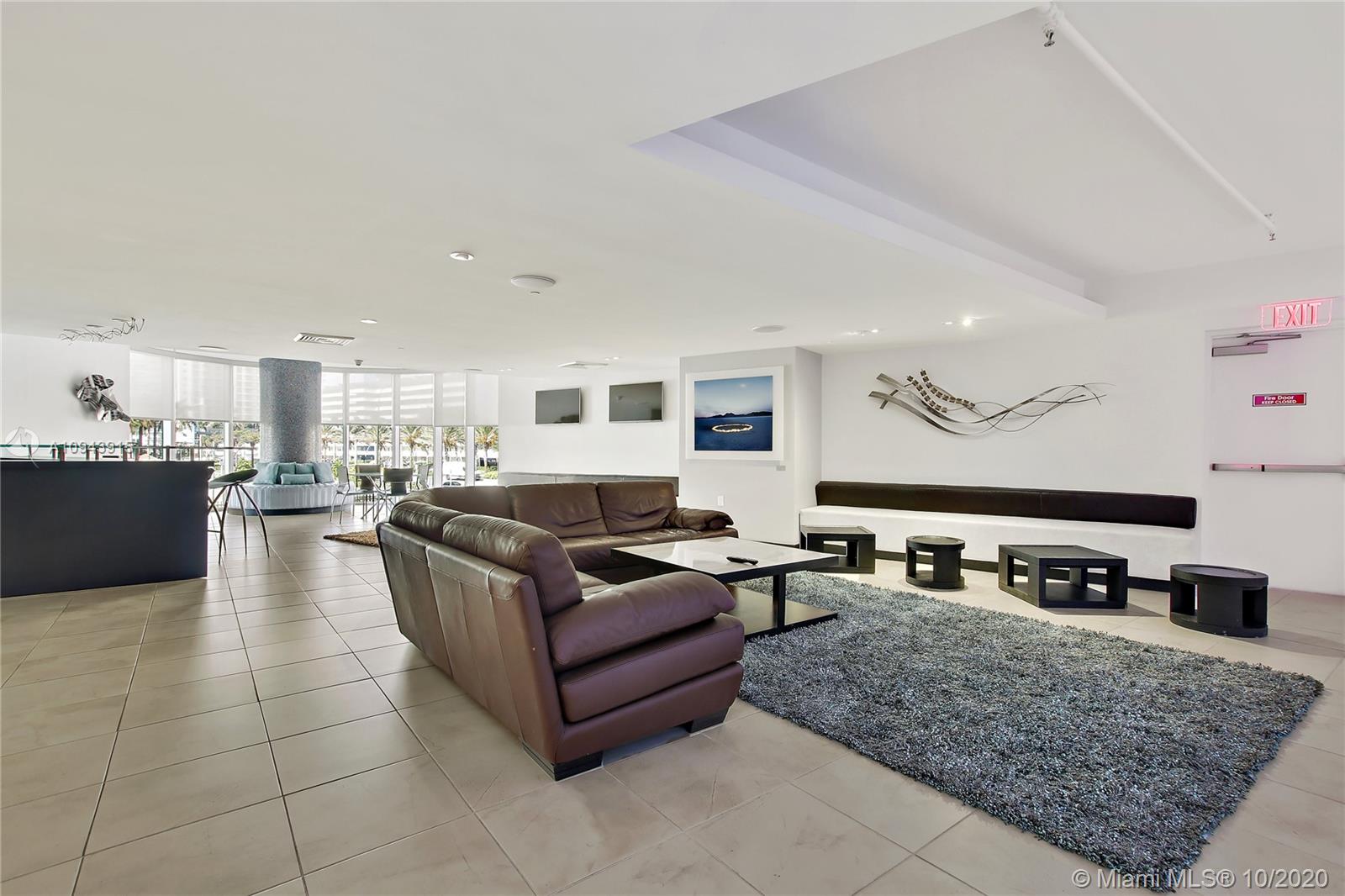 Ver detalles 2609 2 / 1 1086 sq. ft. $ 2020-10-16 0 foto