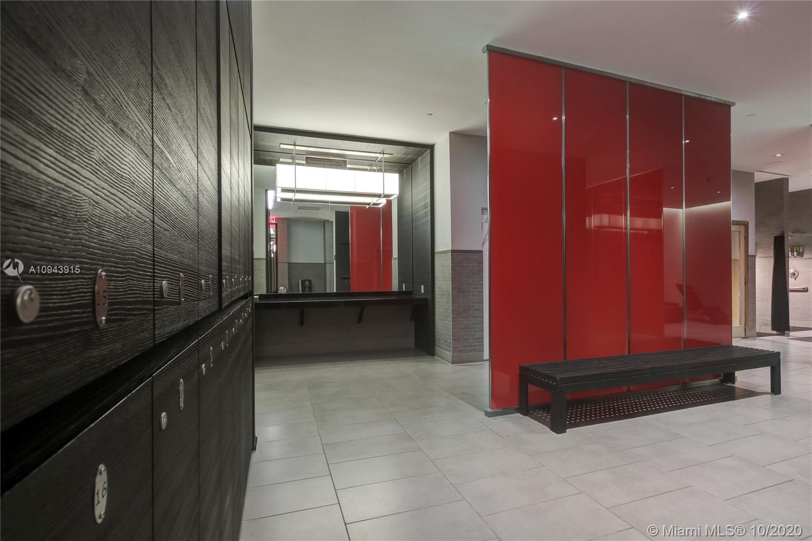 Ver detalles 2609 2 / 1 1086 sq. ft. $ 2020-10-16 0 foto