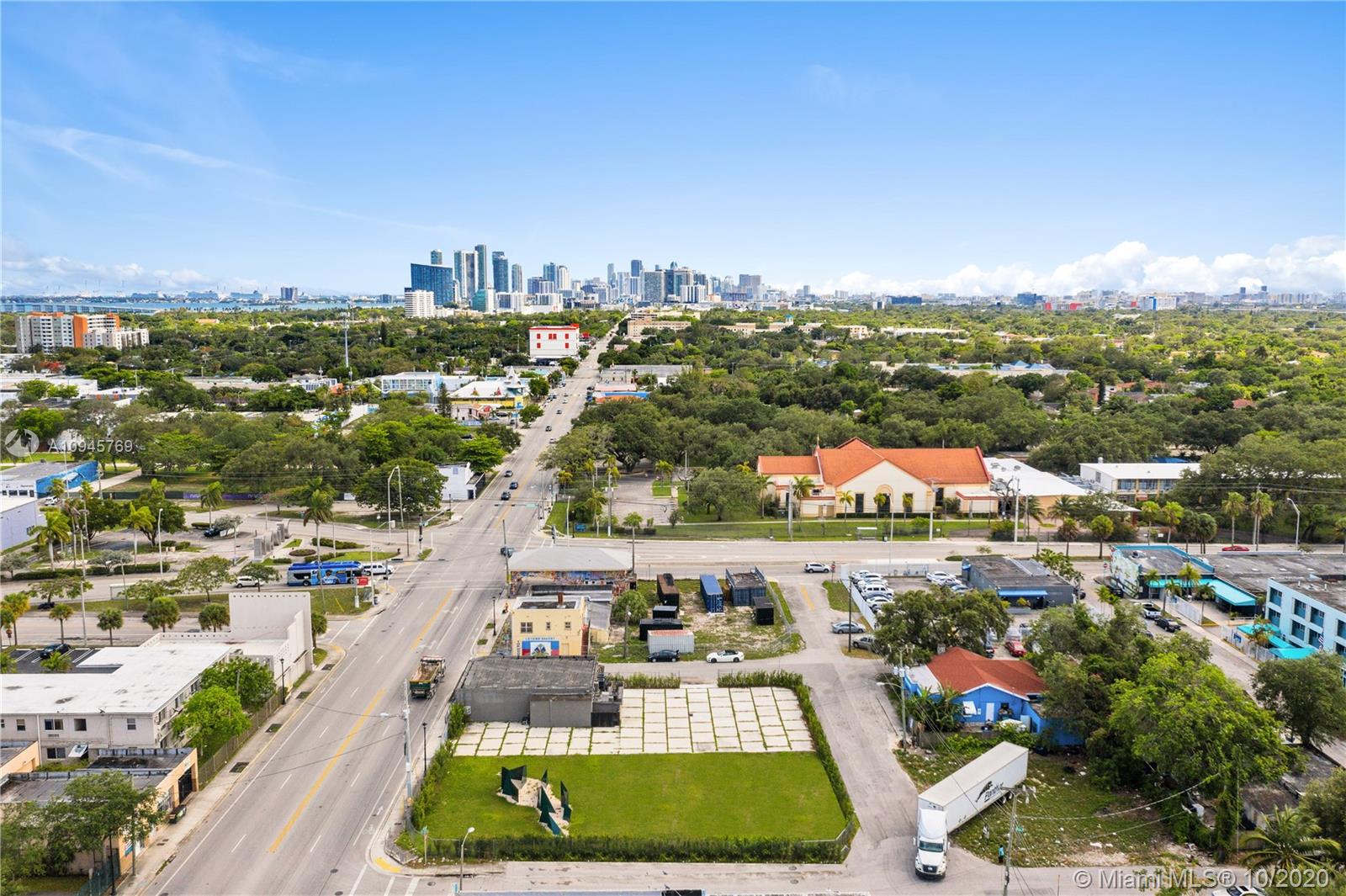 See details / sq. ft. $ 2020-10-20 0 Photo