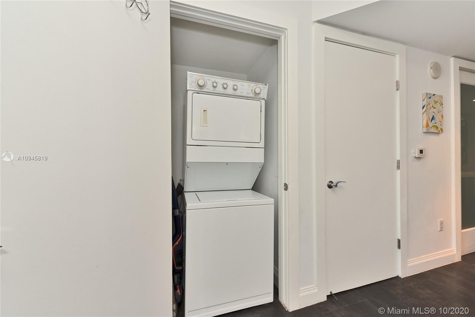 Ver detalles 508 3 / 3 1571 sq. ft. $ 2020-10-23 0 foto