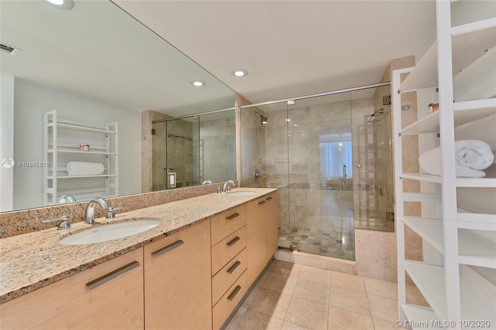 Ver detalles 508 3 / 3 1571 sq. ft. $ 2020-10-23 0 foto