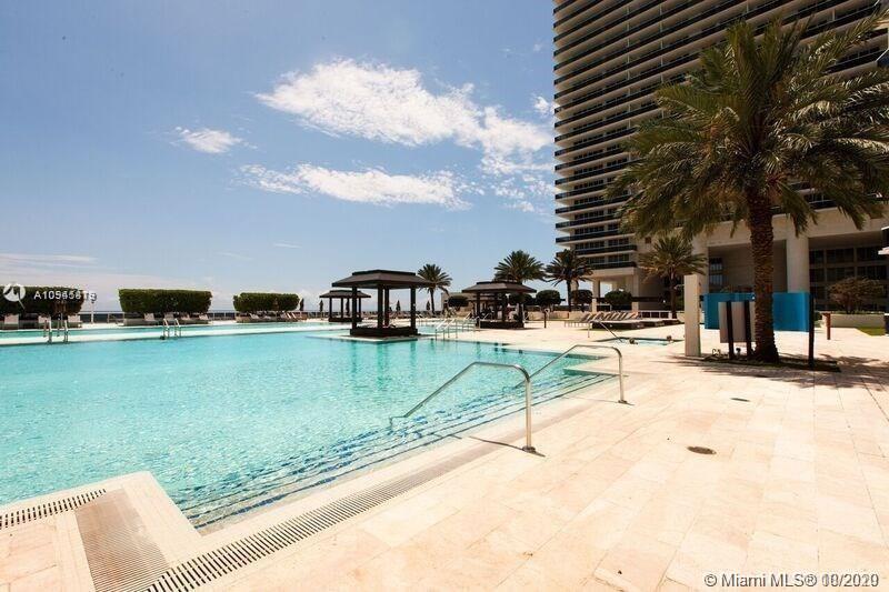 Ver detalles 508 3 / 3 1571 sq. ft. $ 2020-10-23 0 foto