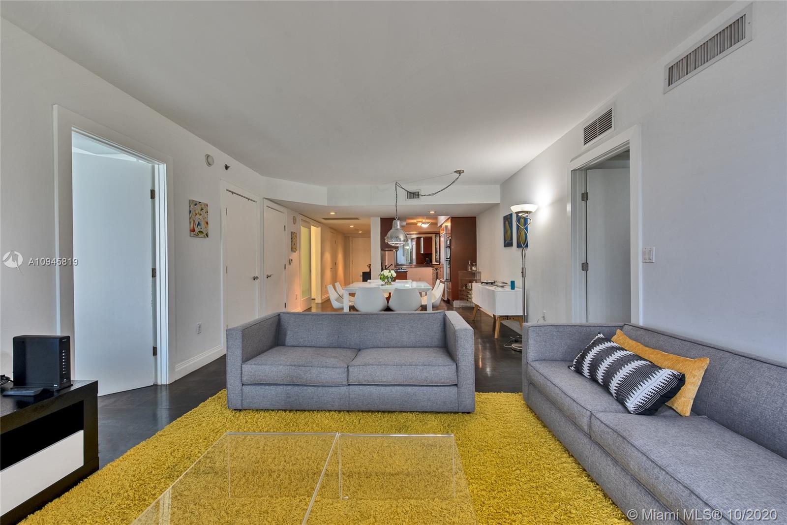 Ver detalles 508 3 / 3 1571 sq. ft. $ 2020-10-23 0 foto