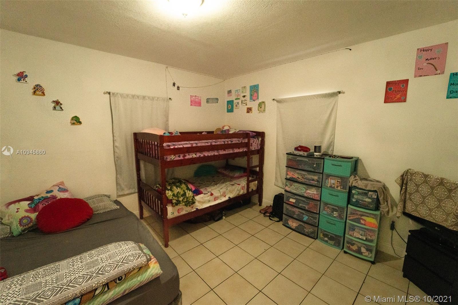 See details / 1200 sq. ft. $ 2020-10-20 0 Photo