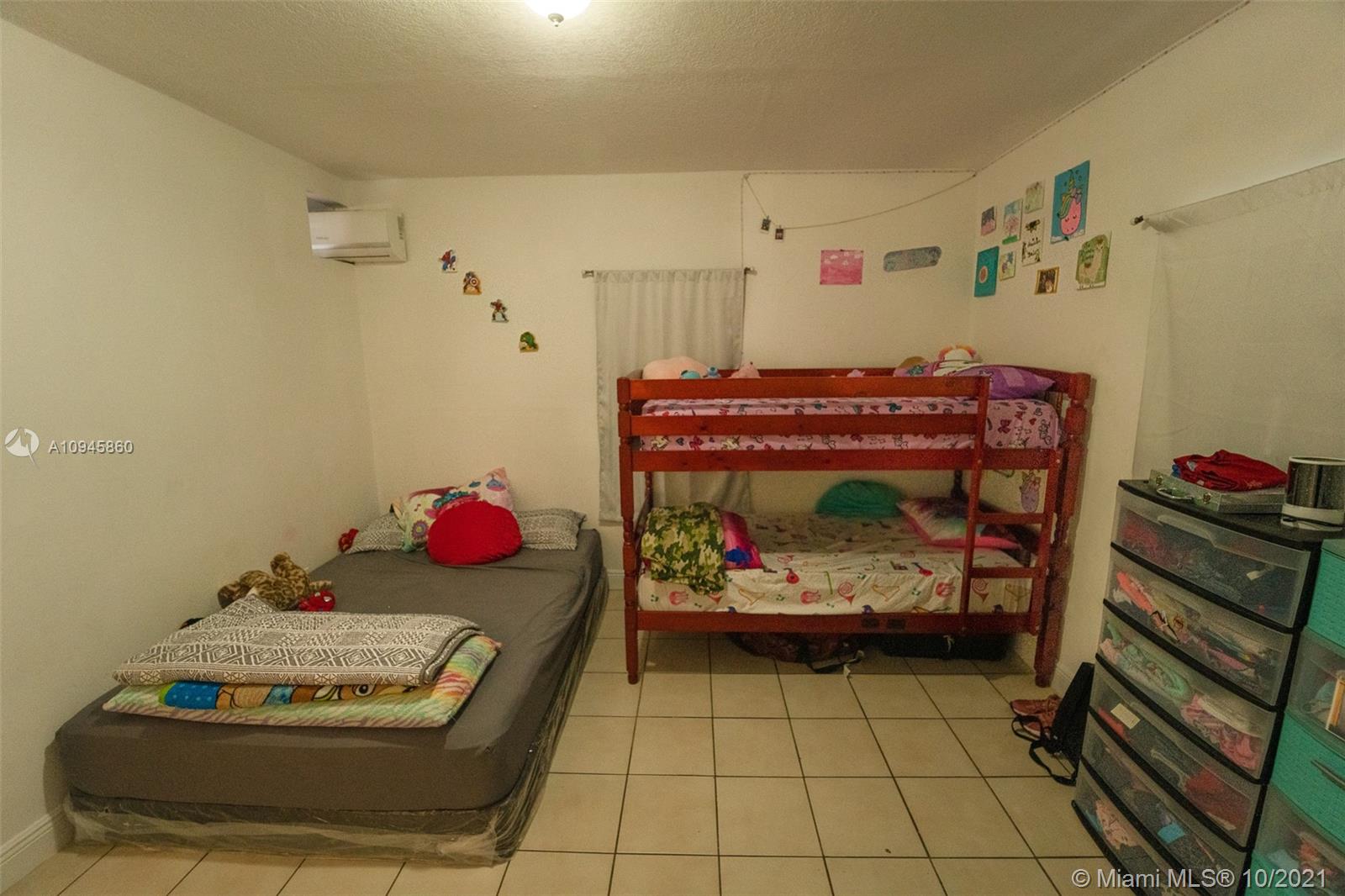 See details / 1200 sq. ft. $ 2020-10-20 0 Photo