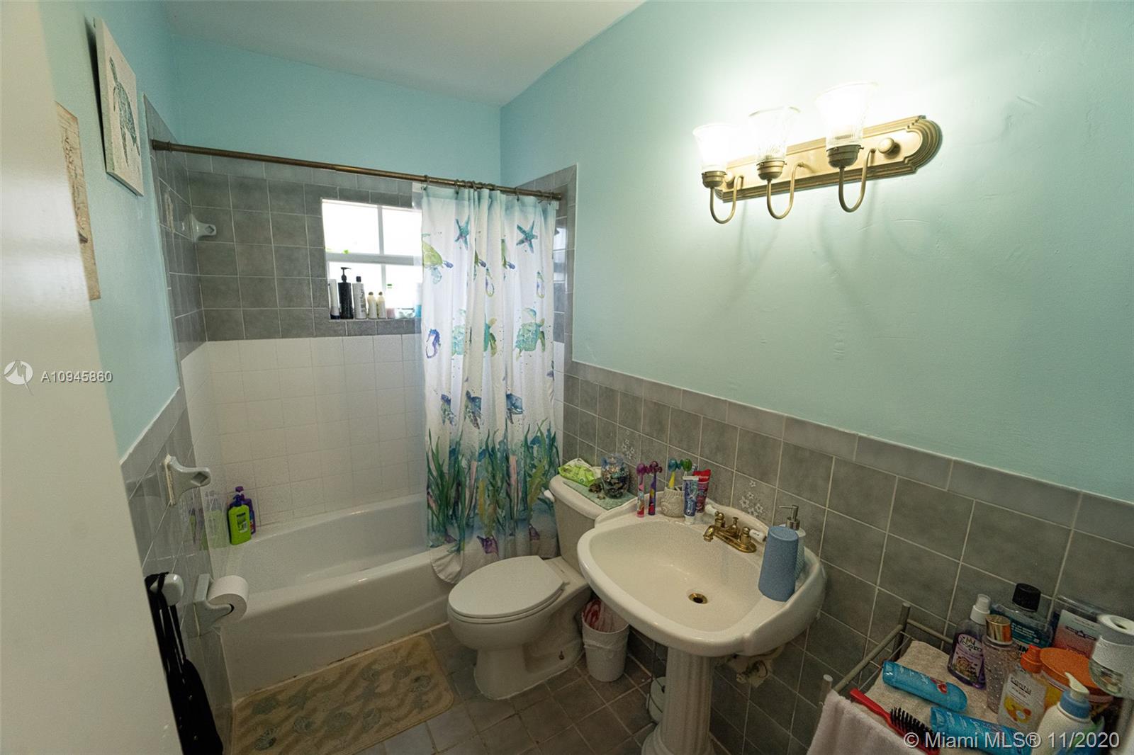 See details / 1200 sq. ft. $ 2020-10-20 0 Photo