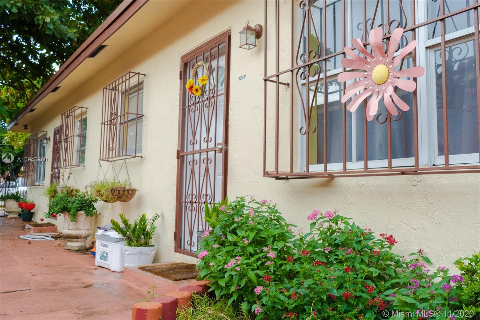 See details / 1200 sq. ft. $ 2020-10-20 0 Photo