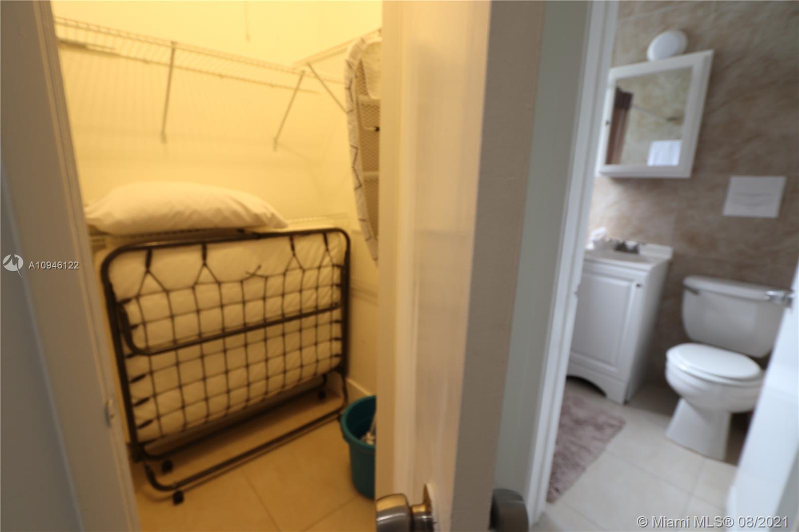 See details / 5292 sq. ft. $ 2020-10-21 0 Photo