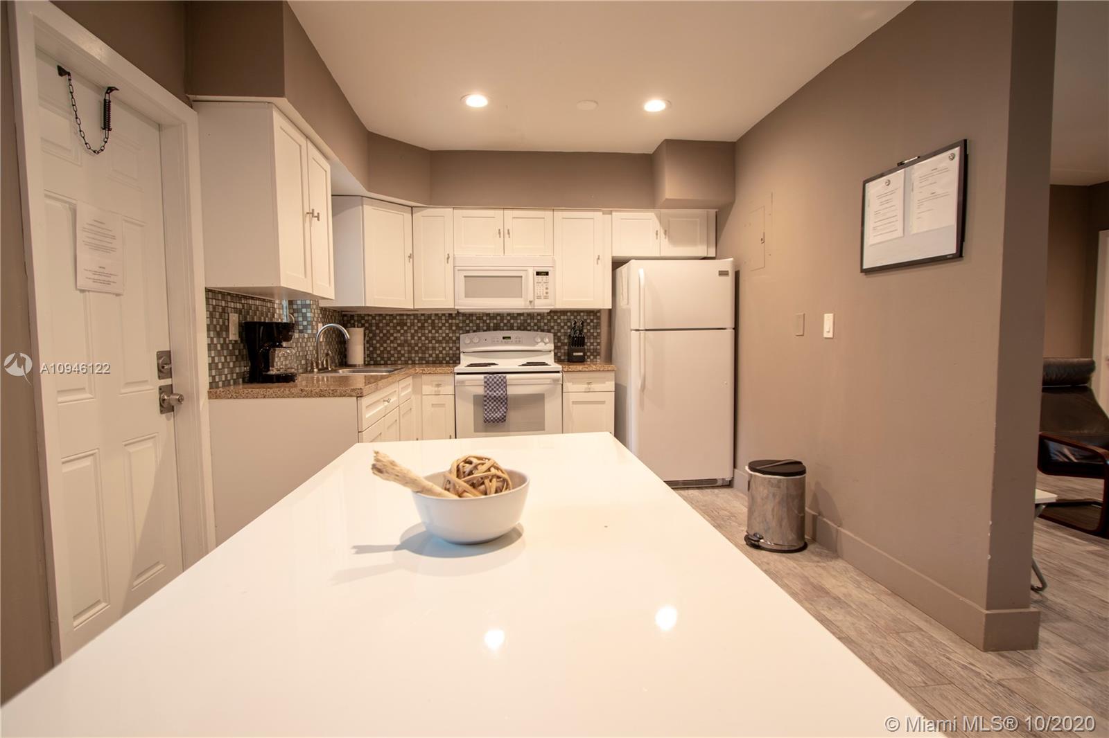 See details / 5292 sq. ft. $ 2020-10-21 0 Photo