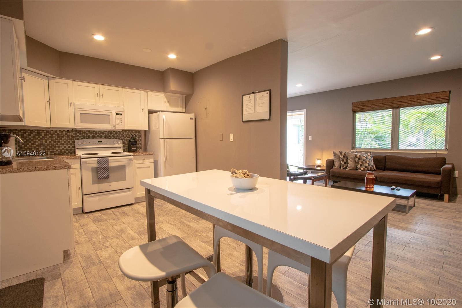 See details / 5292 sq. ft. $ 2020-10-21 0 Photo