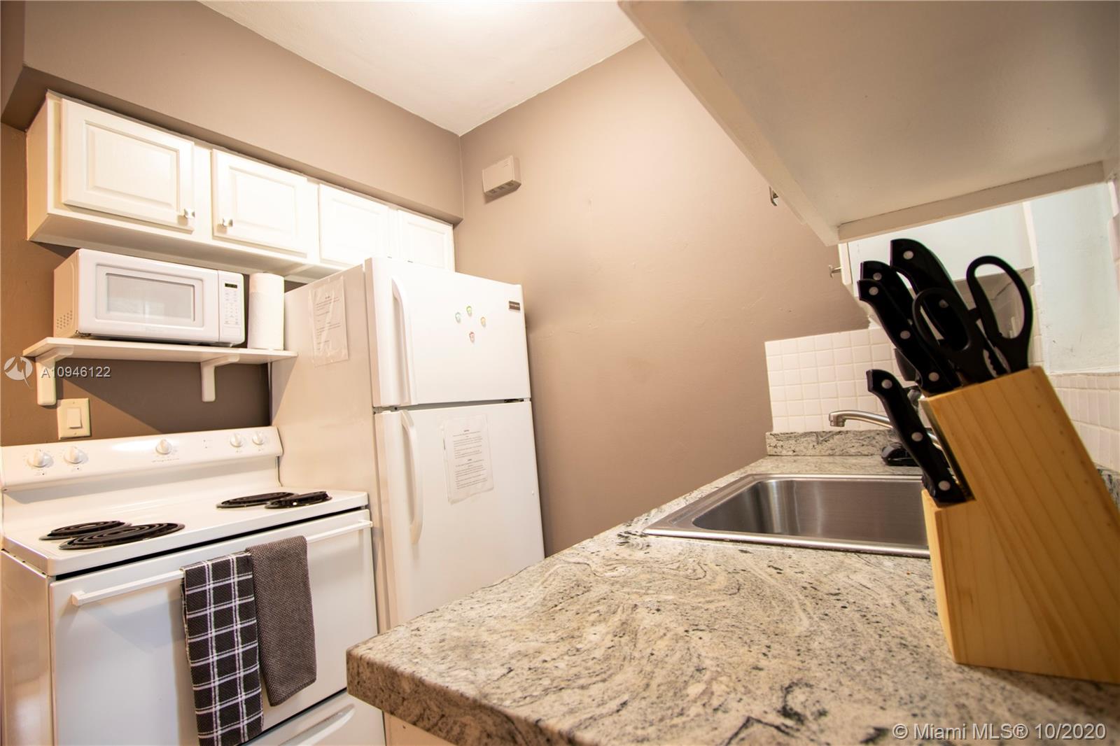See details / 5292 sq. ft. $ 2020-10-21 0 Photo