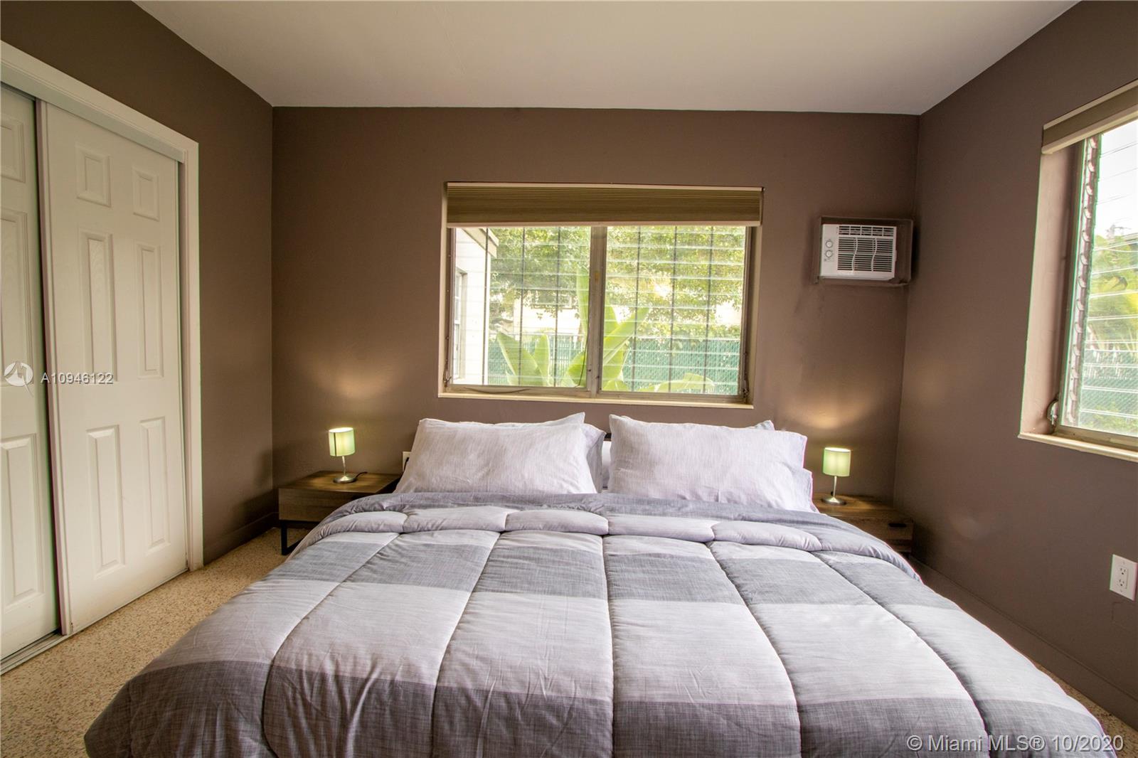 See details / 5292 sq. ft. $ 2020-10-21 0 Photo