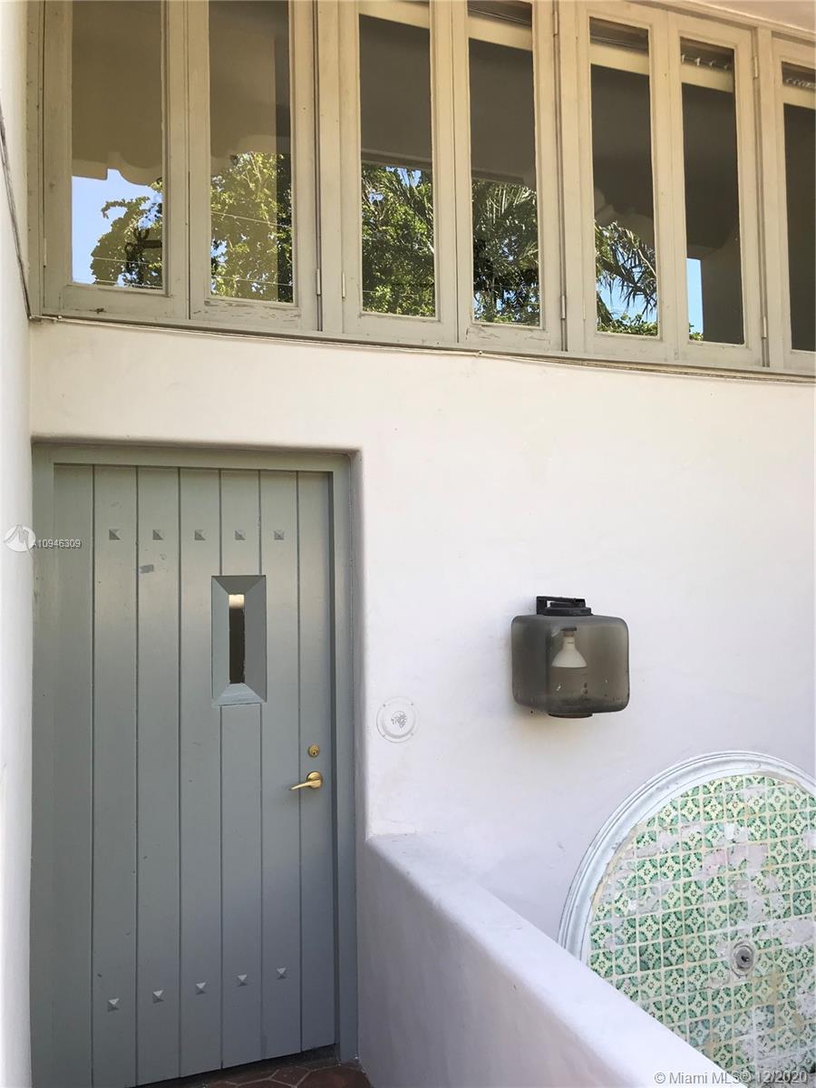 See details / 4298 sq. ft. $ 2020-10-21 0 Photo