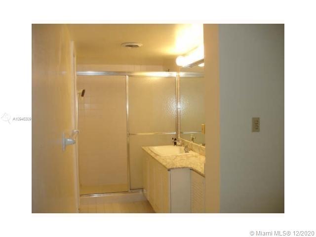 See details / 4298 sq. ft. $ 2020-10-21 0 Photo