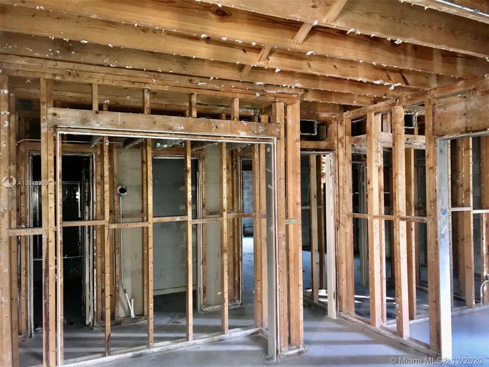 See details / 4298 sq. ft. $ 2020-10-21 0 Photo