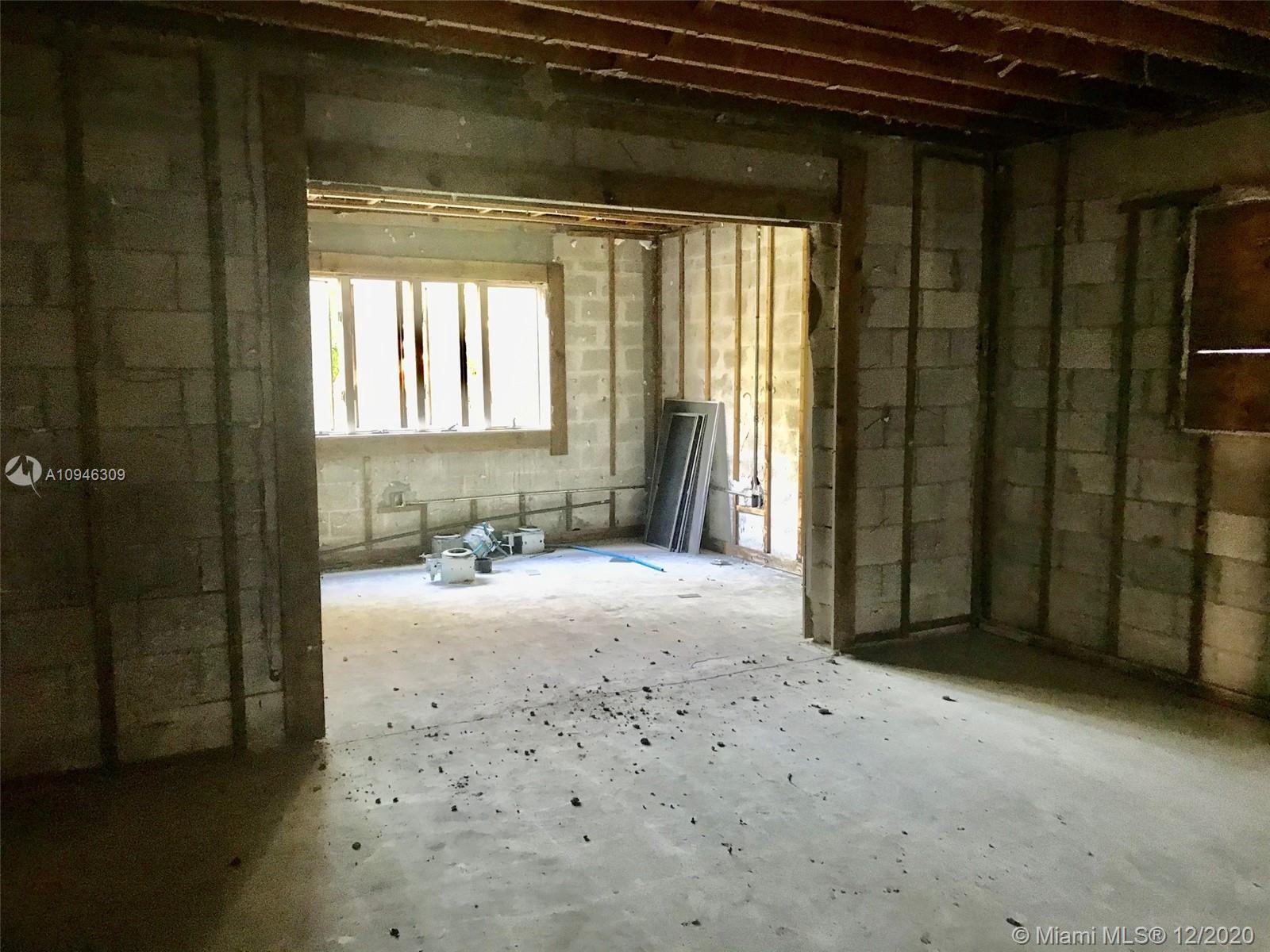See details / 4298 sq. ft. $ 2020-10-21 0 Photo