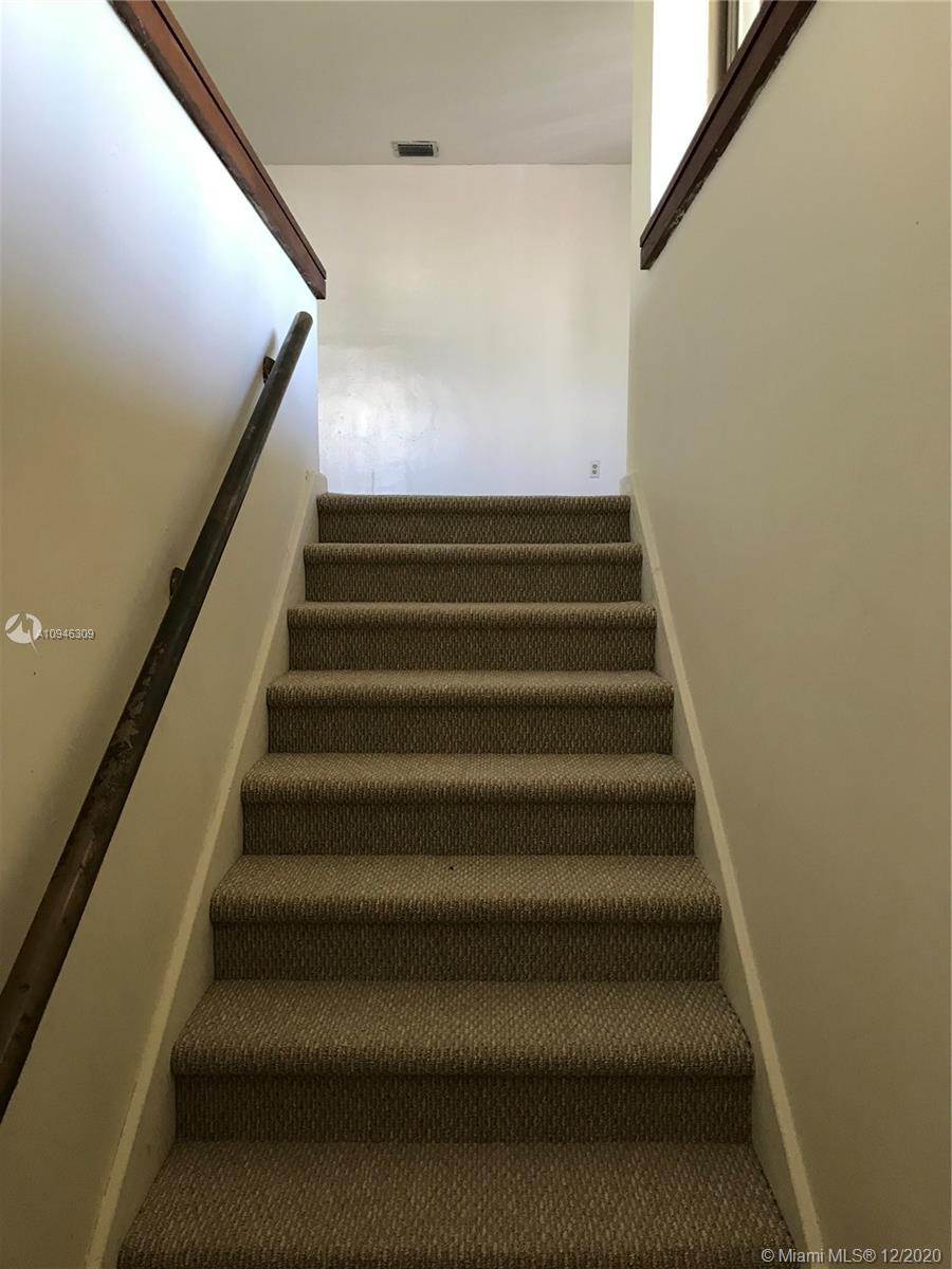 See details / 4298 sq. ft. $ 2020-10-21 0 Photo