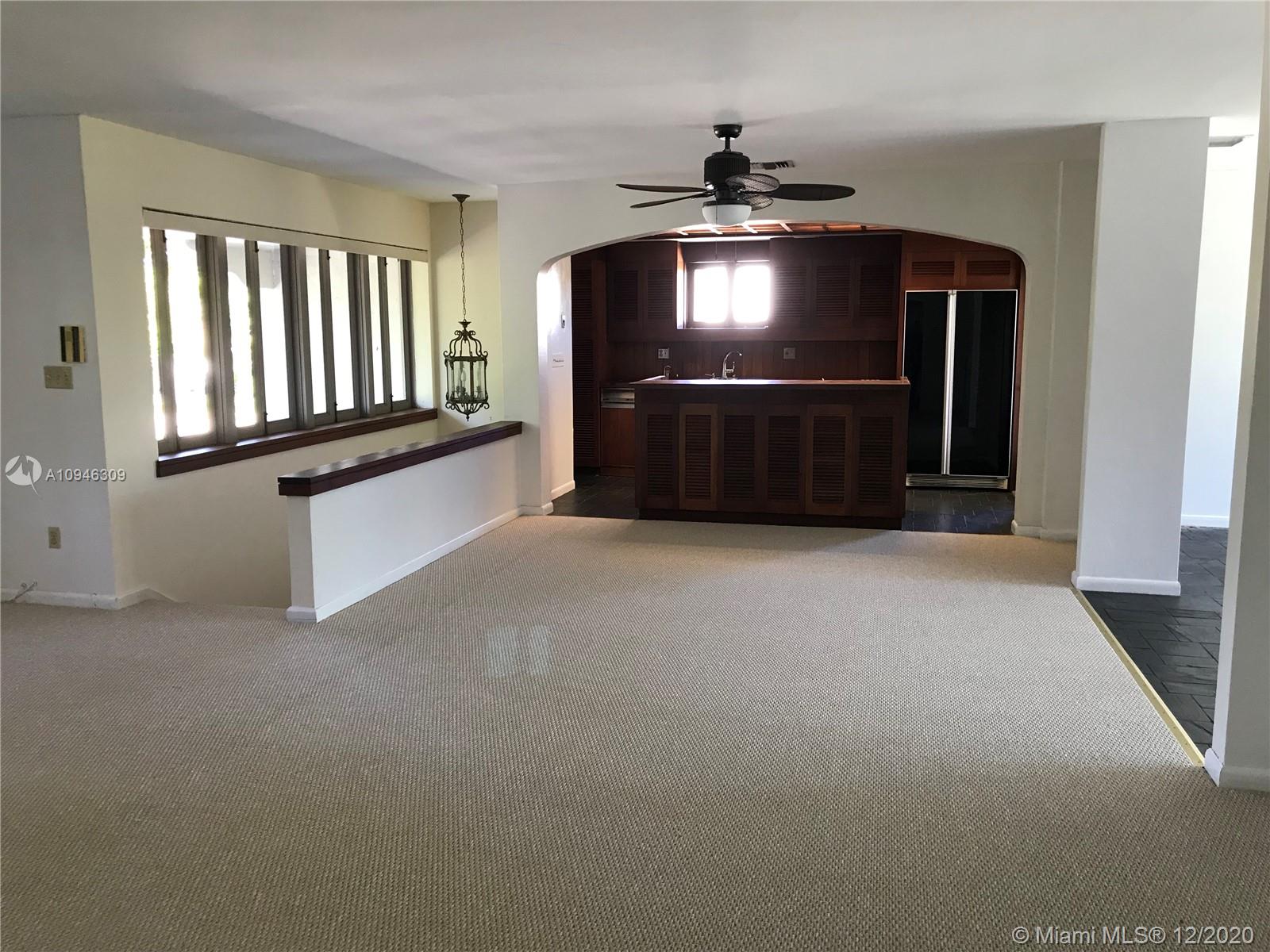 See details / 4298 sq. ft. $ 2020-10-21 0 Photo