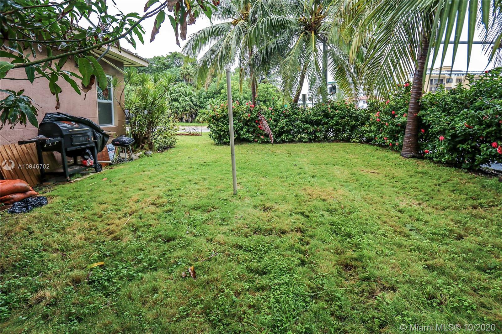 See details / 2813 sq. ft. $ 2020-10-22 0 Photo