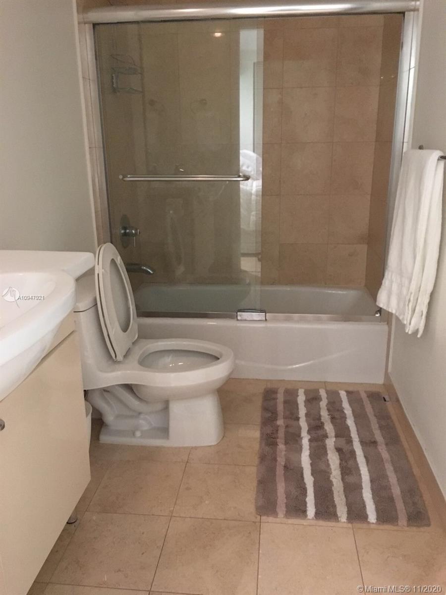 See details 1404 3 / 3 1675 sq. ft. $ 2020-11-02 0 Photo