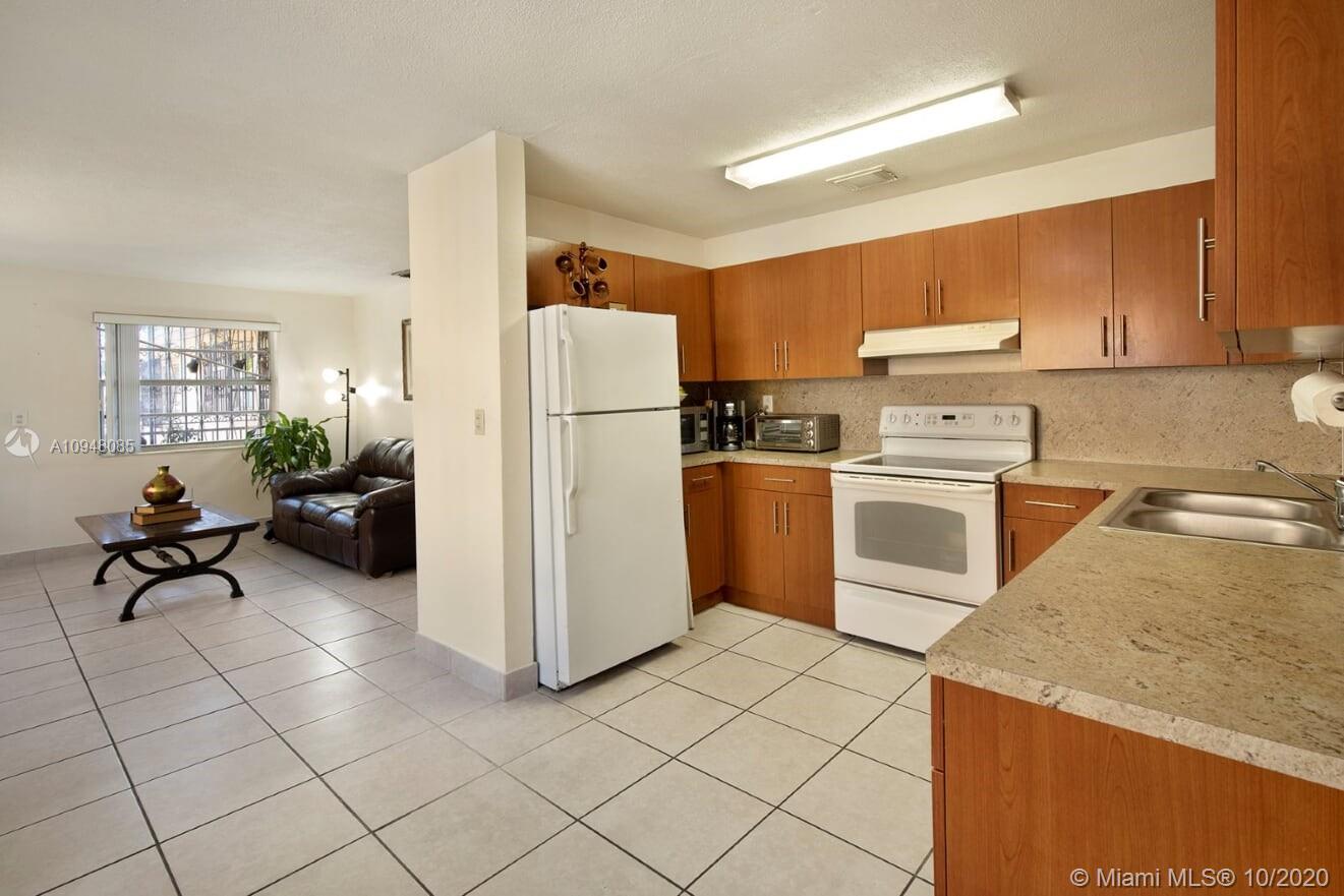 See details / 2770 sq. ft. $ 2020-10-26 0 Photo