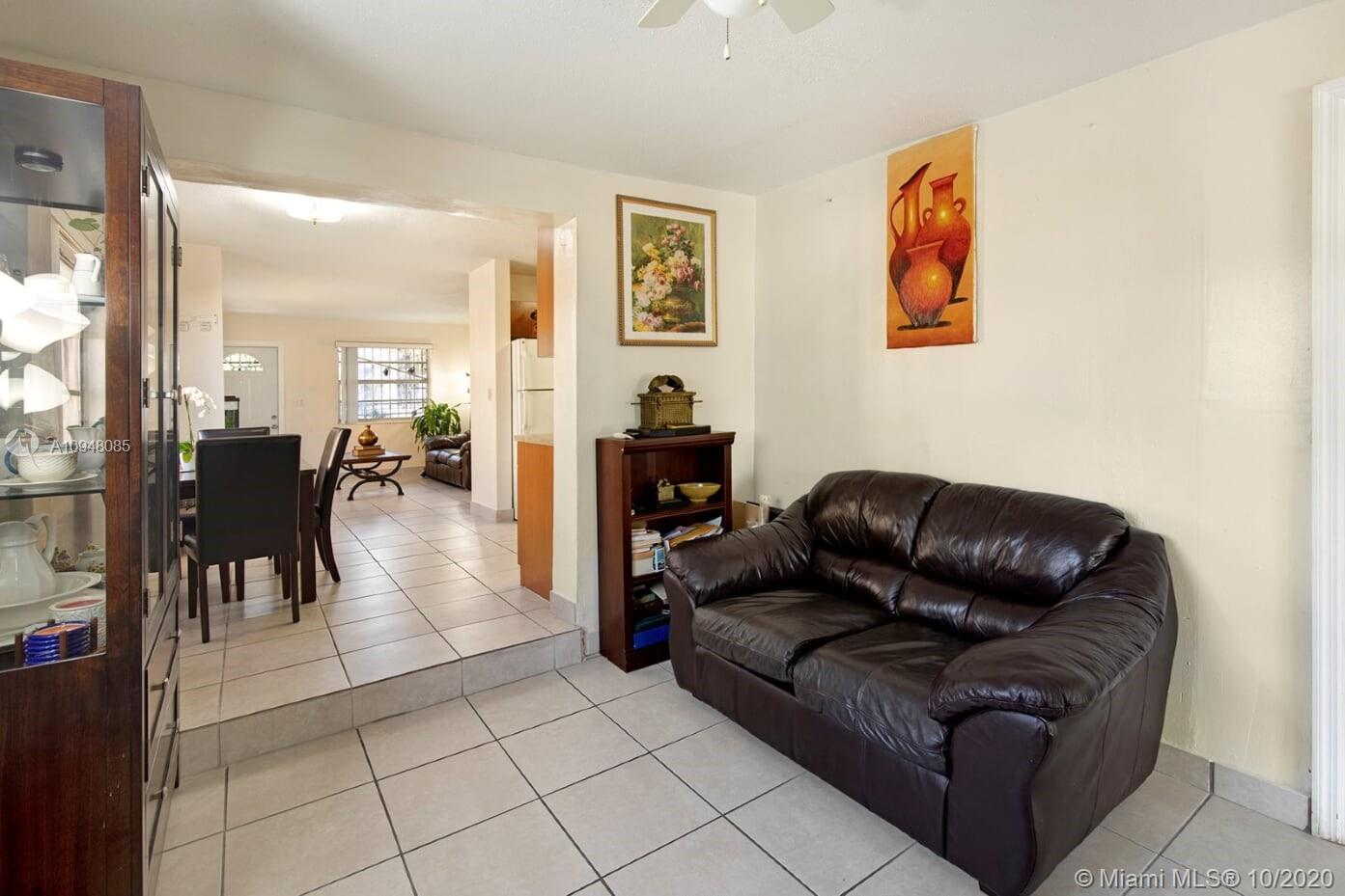 See details / 2770 sq. ft. $ 2020-10-26 0 Photo
