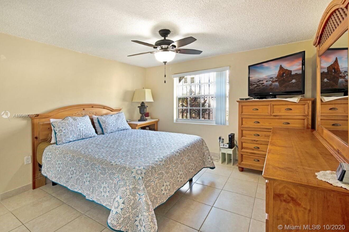 See details / 2770 sq. ft. $ 2020-10-26 0 Photo