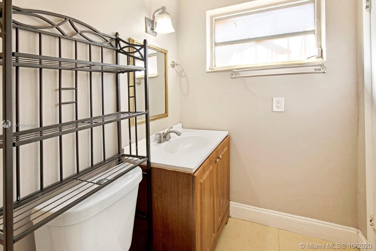 See details / 2770 sq. ft. $ 2020-10-26 0 Photo
