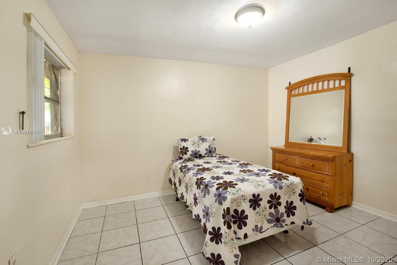See details / 2770 sq. ft. $ 2020-10-26 0 Photo