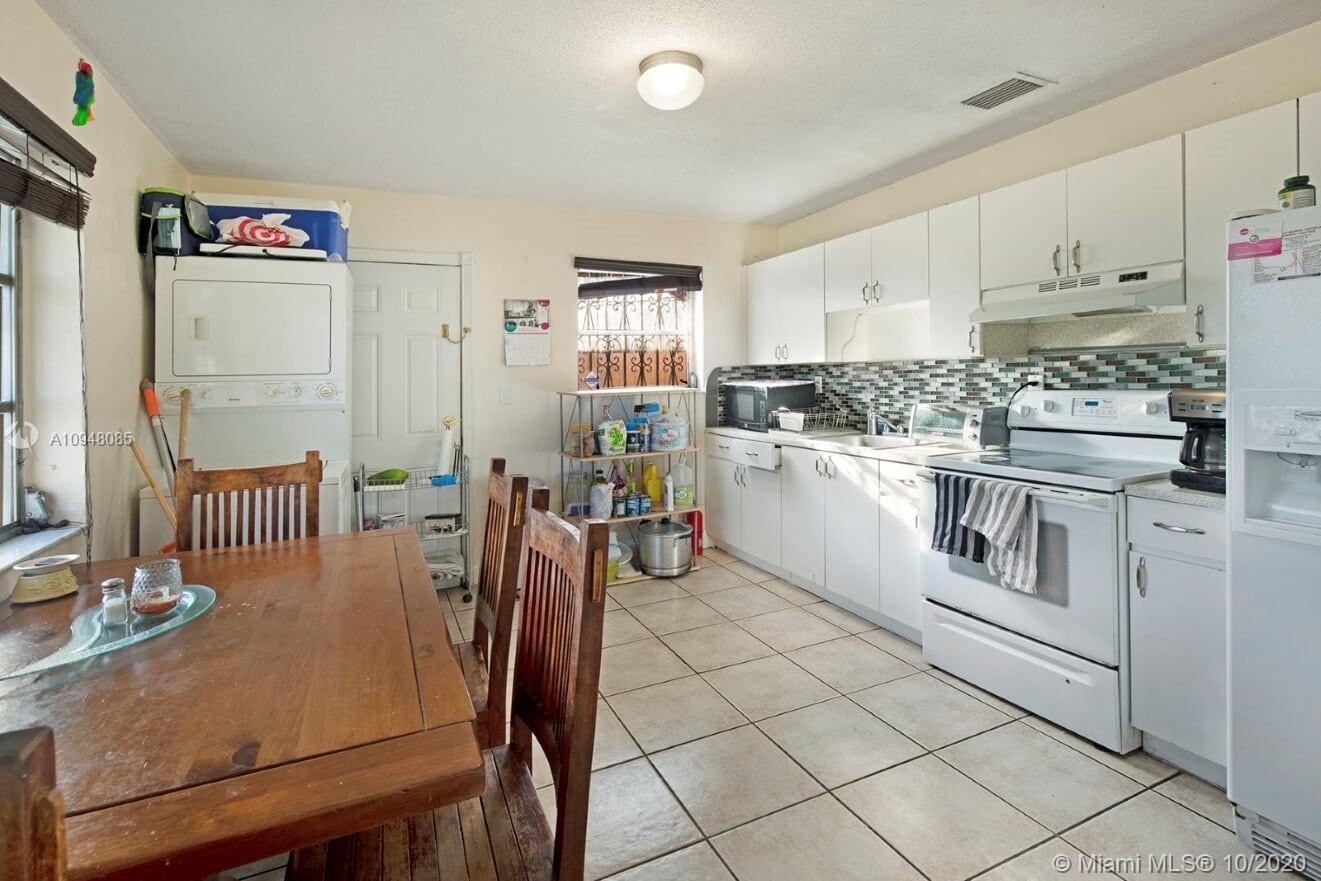See details / 2770 sq. ft. $ 2020-10-26 0 Photo