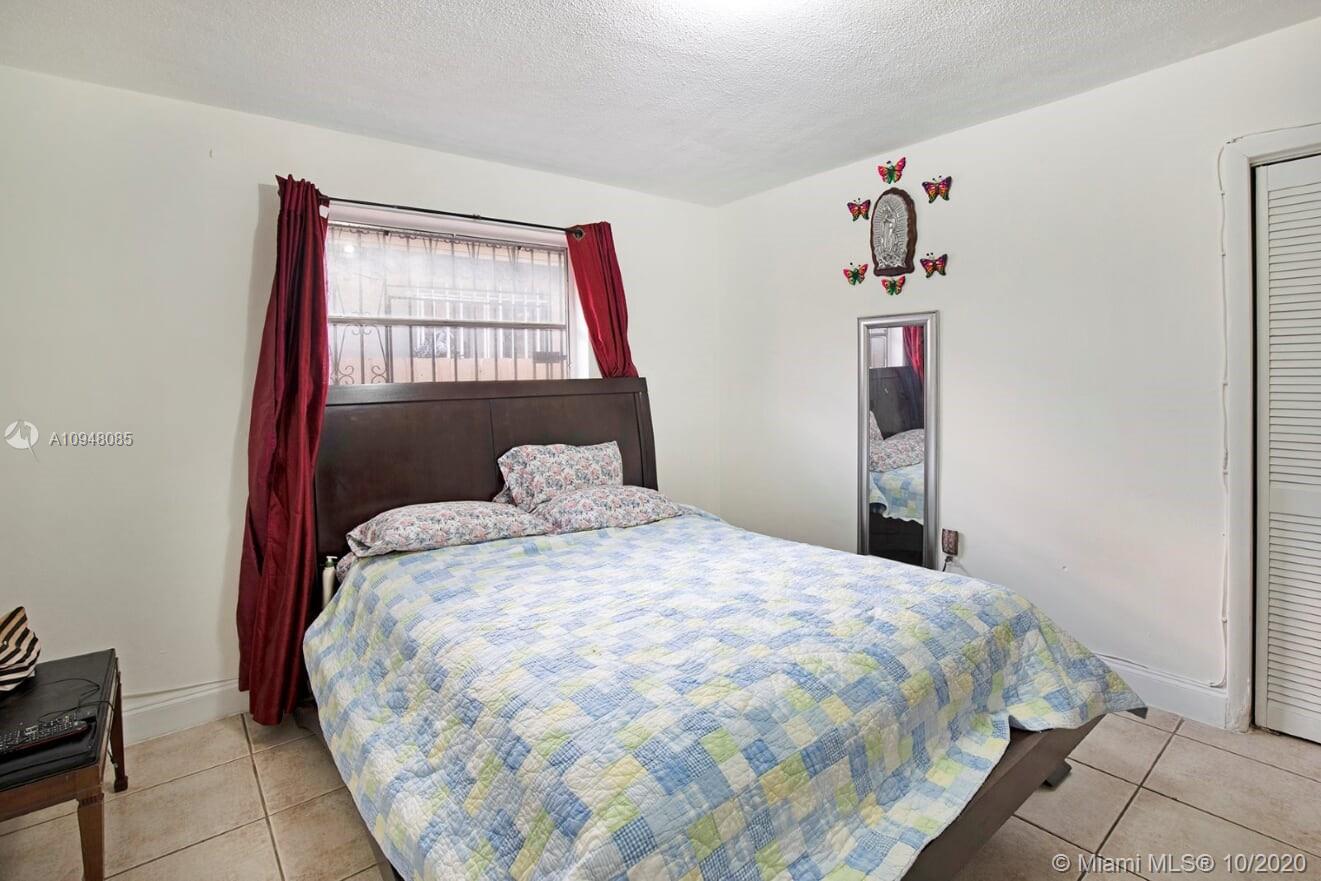 See details / 2770 sq. ft. $ 2020-10-26 0 Photo