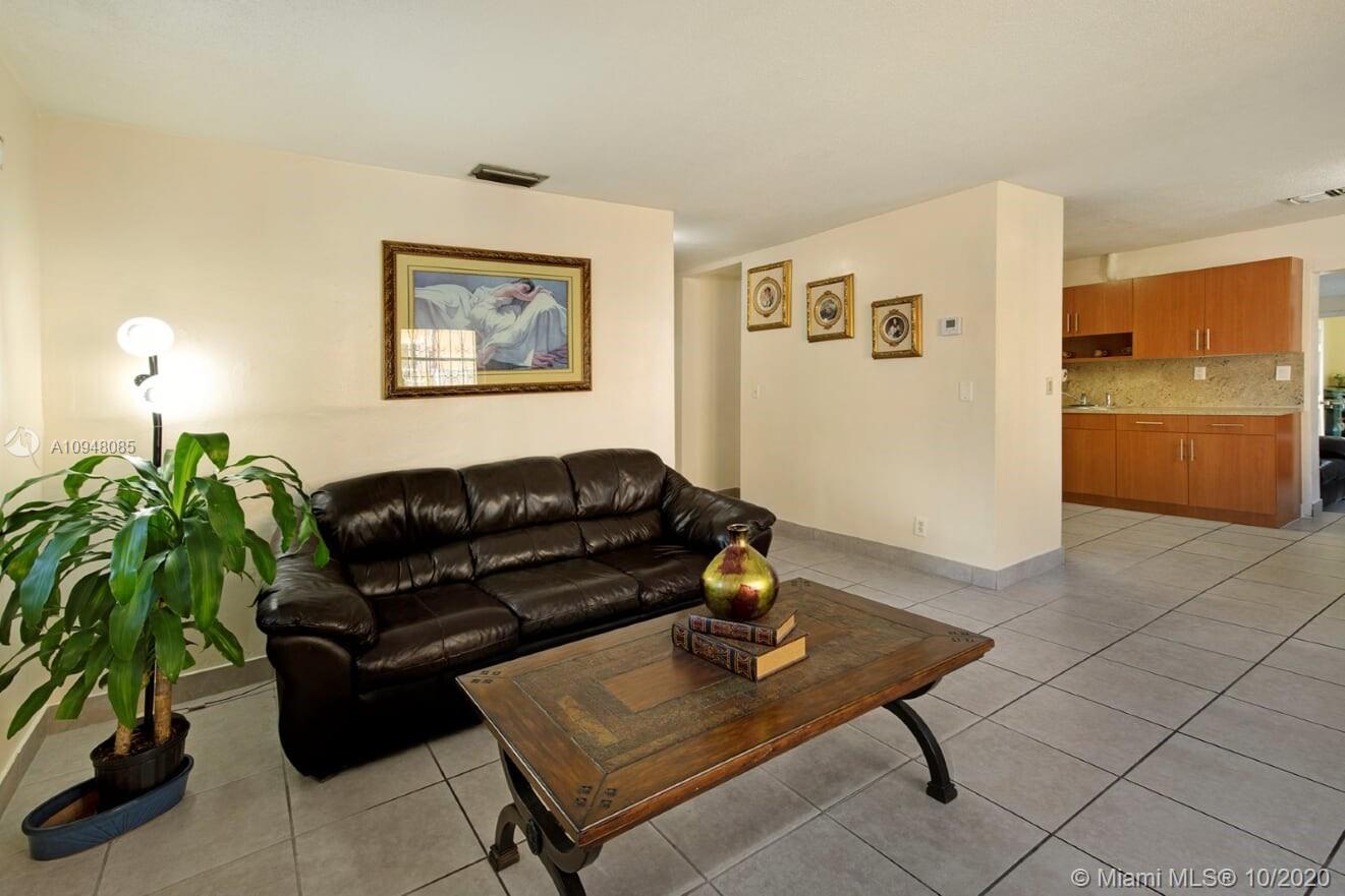 See details / 2770 sq. ft. $ 2020-10-26 0 Photo