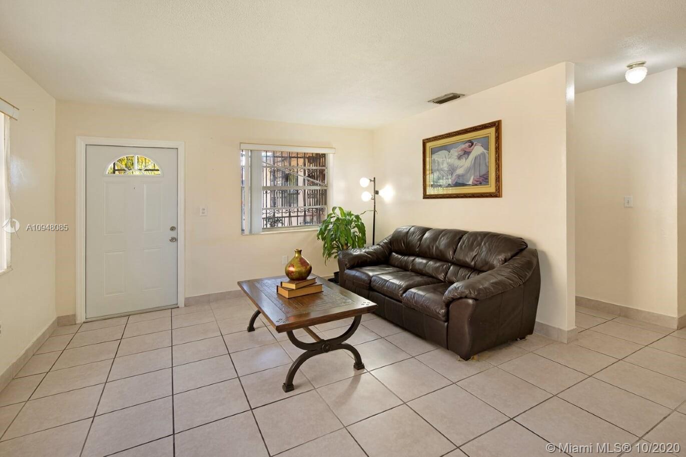 See details / 2770 sq. ft. $ 2020-10-26 0 Photo