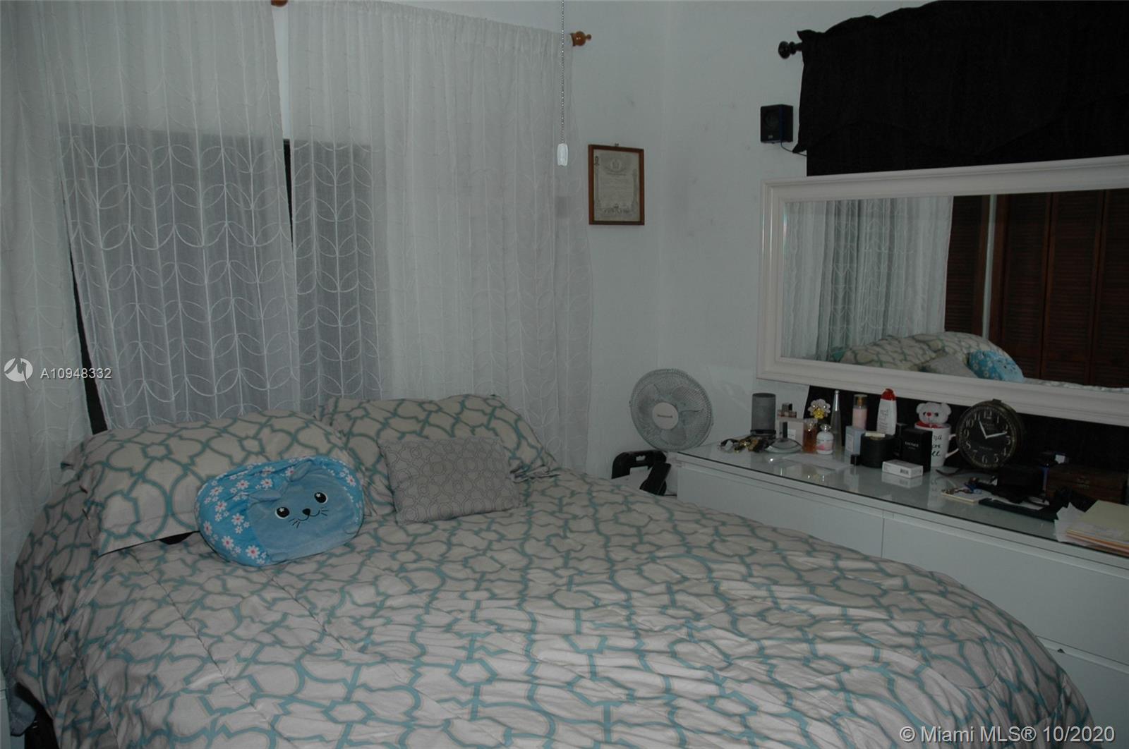 See details / 1712 sq. ft. $ 2020-10-26 0 Photo