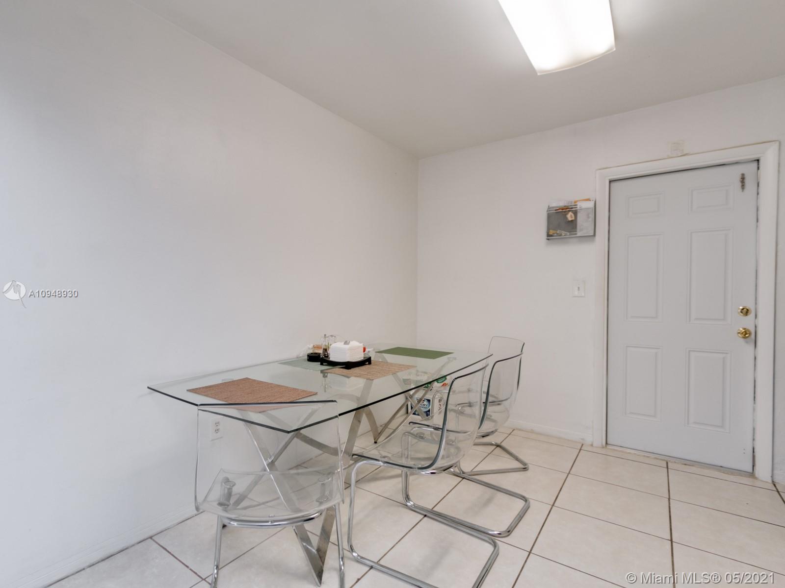See details / 1800 sq. ft. $ 2020-10-27 0 Photo