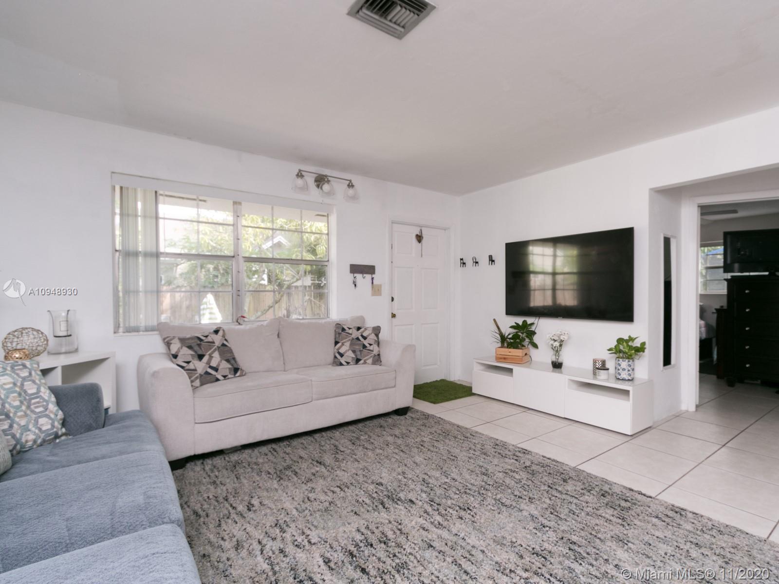 See details / 1800 sq. ft. $ 2020-10-27 0 Photo