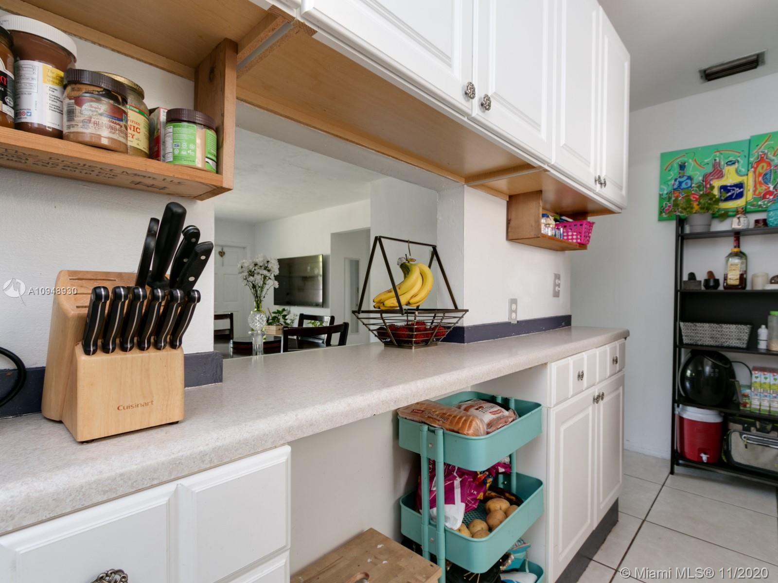 See details / 1800 sq. ft. $ 2020-10-27 0 Photo