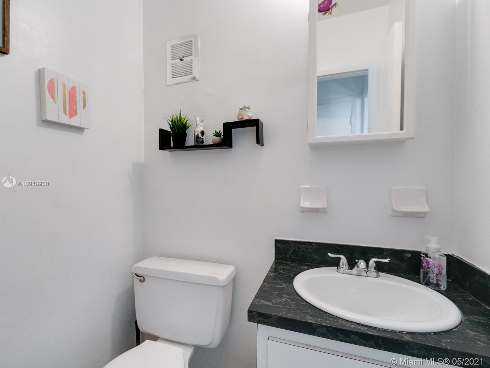 See details / 1800 sq. ft. $ 2020-10-27 0 Photo