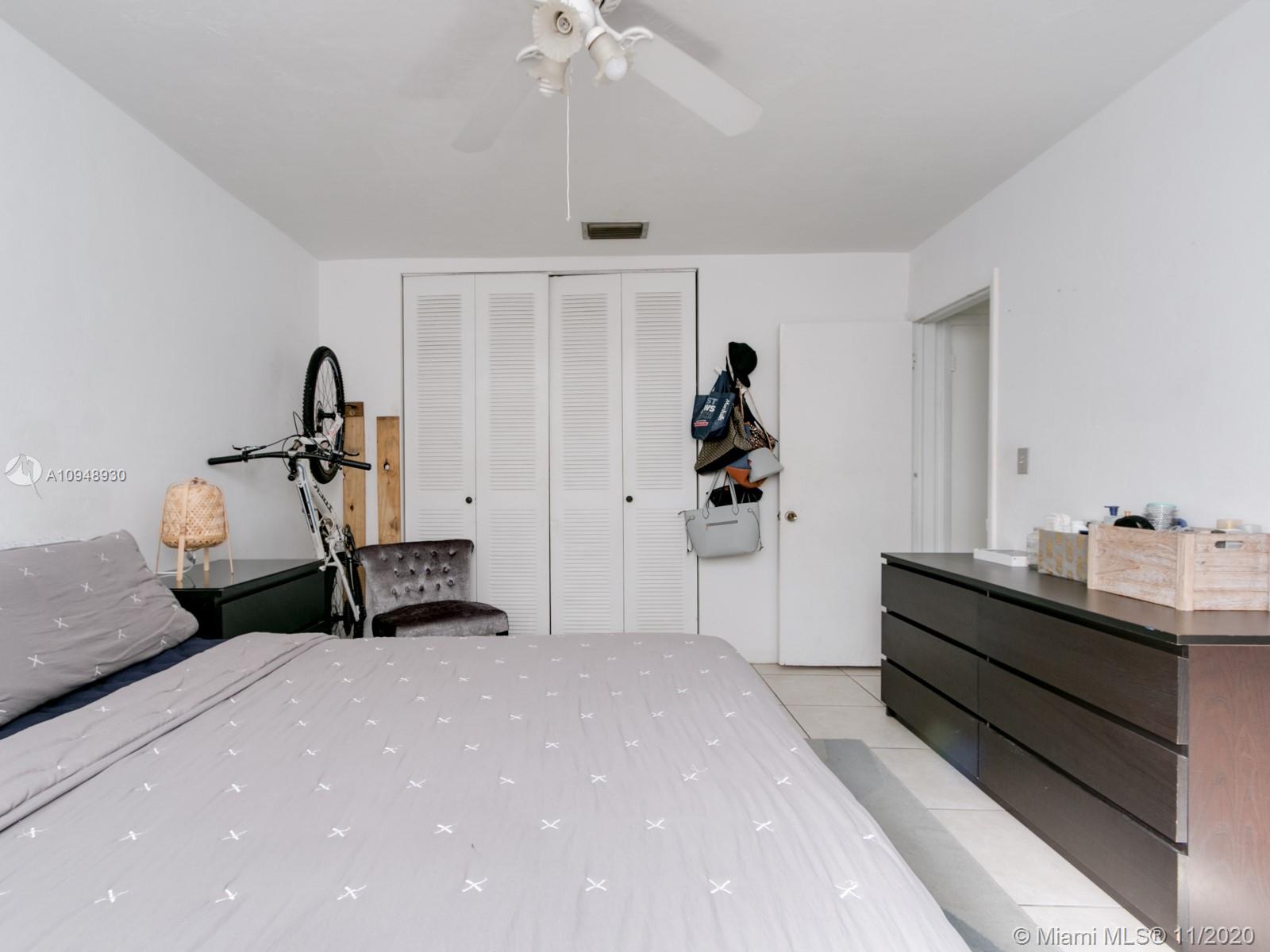 See details / 1800 sq. ft. $ 2020-10-27 0 Photo