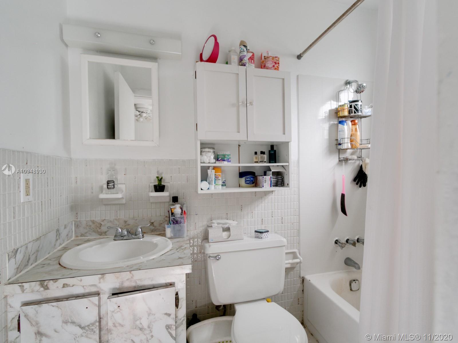 See details / 1800 sq. ft. $ 2020-10-27 0 Photo