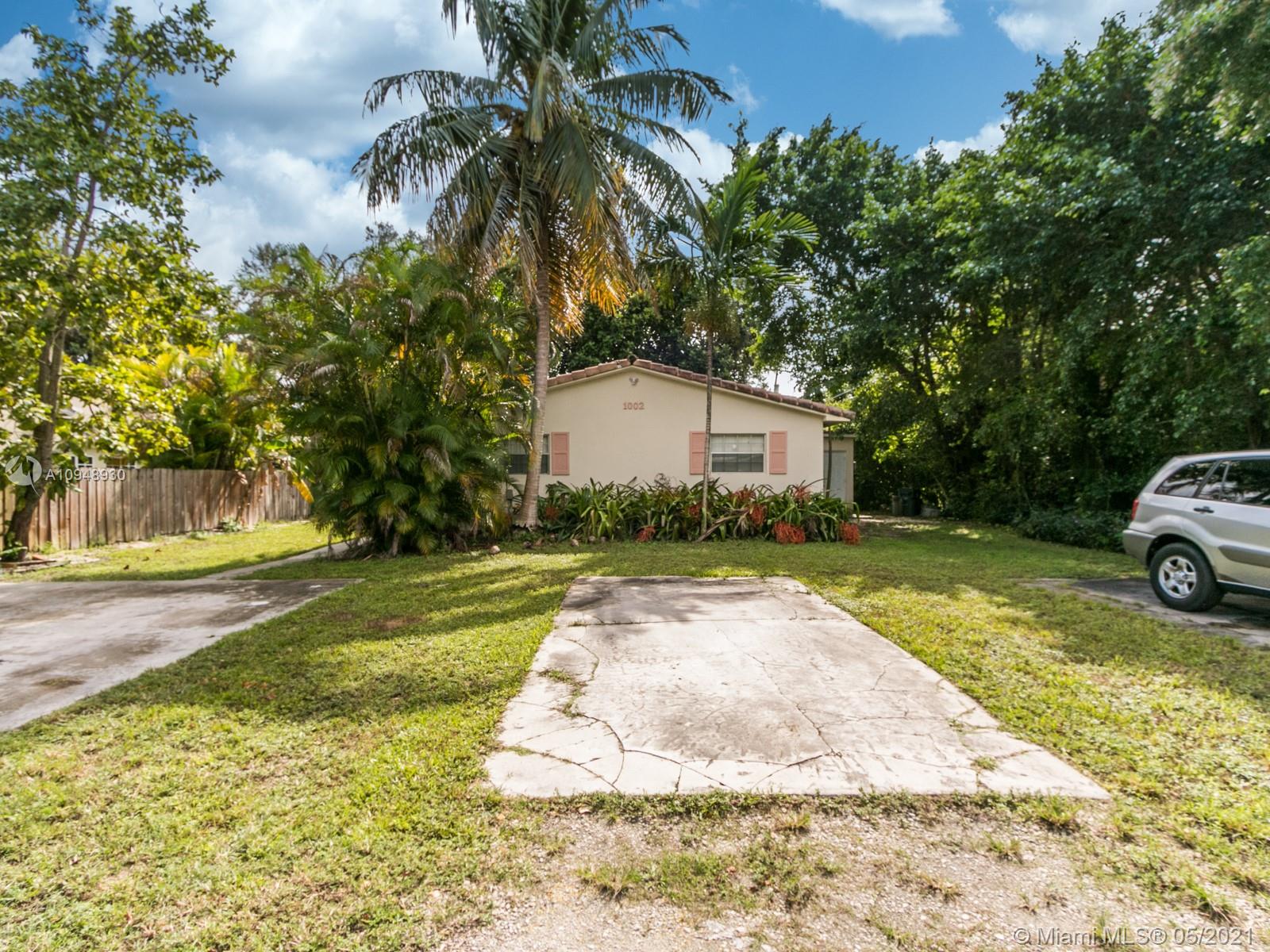 See details / 1800 sq. ft. $ 2020-10-27 0 Photo