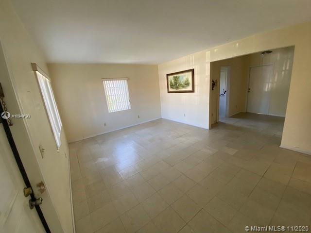 See details / 1399 sq. ft. $ 2020-11-15 0 Photo